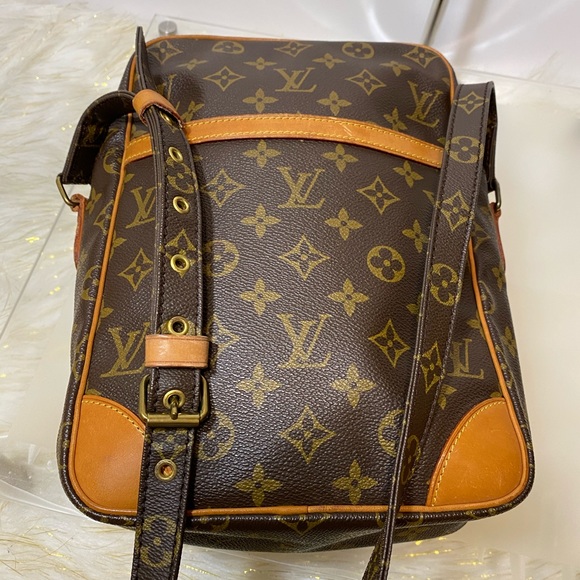 lv danube sling bag price